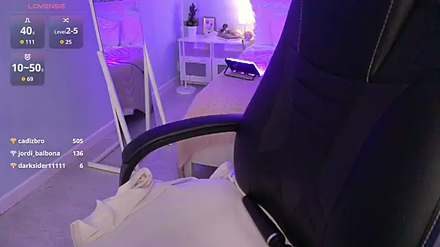 Ooops_Boobss webcam