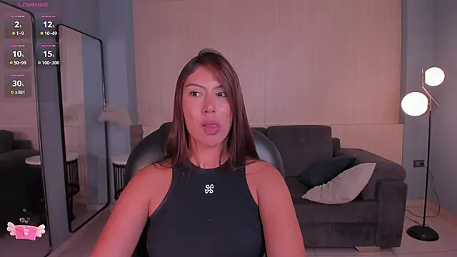 ArianaDumont webcam