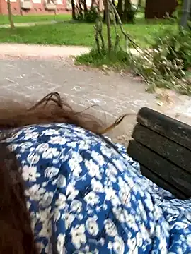 SummerHoney webcam