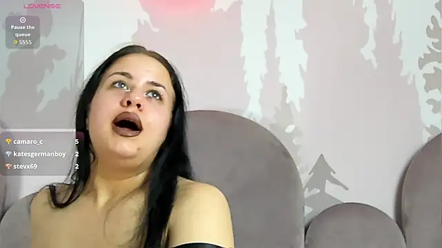 NolaDonovan webcam