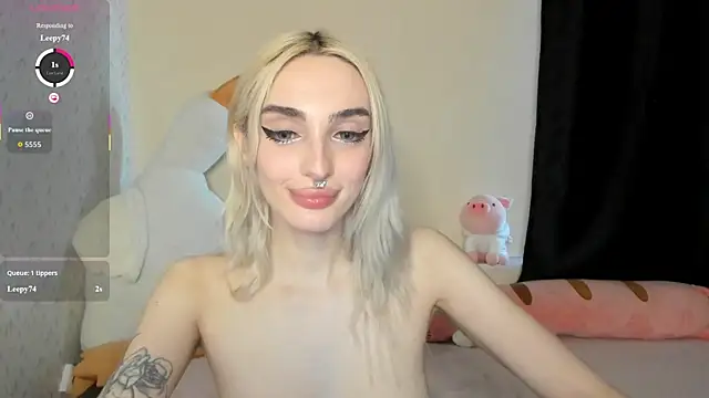 succubantra live sex cam