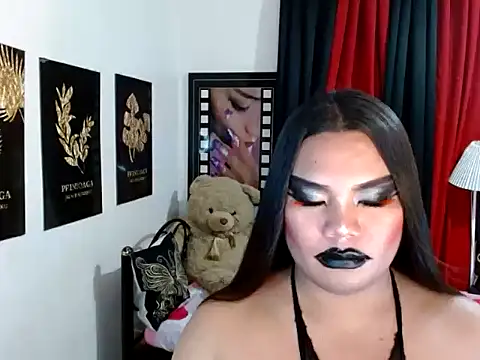 TSbrianaHugeCock webcam