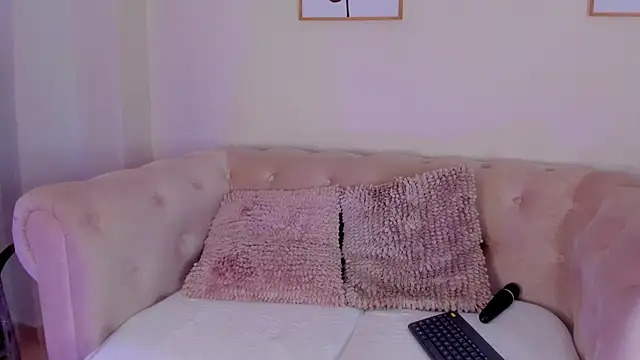 Emilly_Beaumont webcam