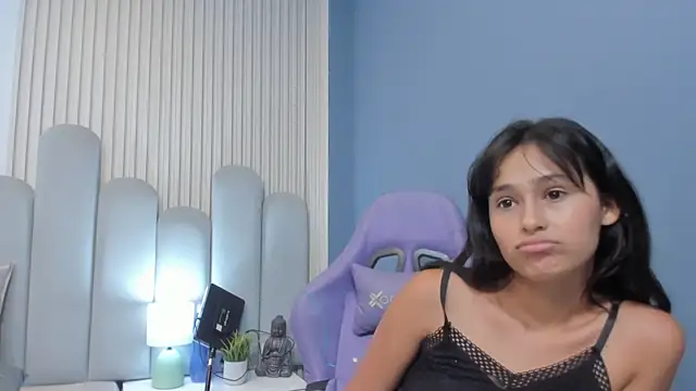 luly_dreams webcam