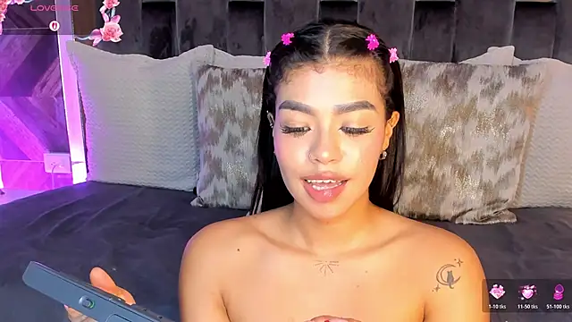 NaylaGrey webcam