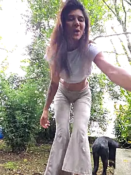 yuky_ta (F milf) - QUICKLY NAKED WALK AT PARK#NEAR PEOPLE