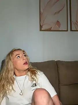  Strongqueen chat room
