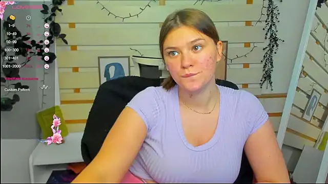 Josephine_Kiss webcam
