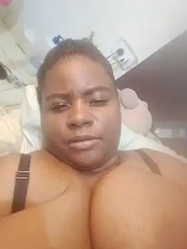 bigtitssxx webcam