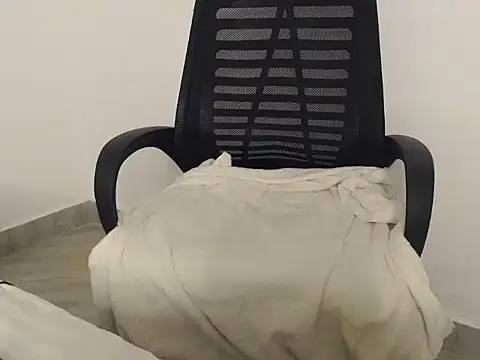 CurvyGlass webcam