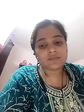 Trisha_71 webcam