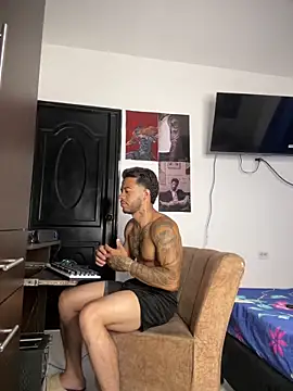 Kenny_romano