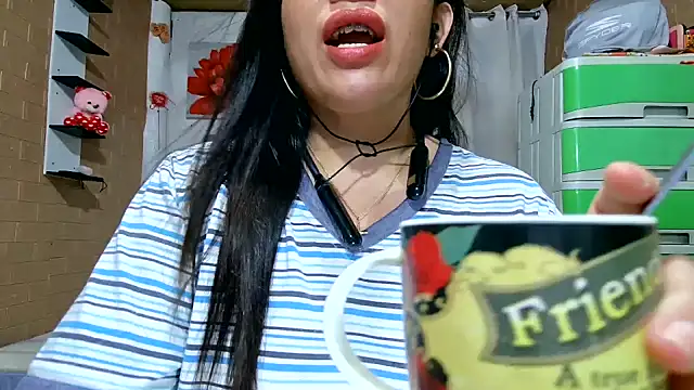 Filipina_Desire webcam