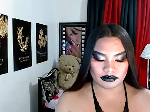 TSbrianaHugeCock webcam