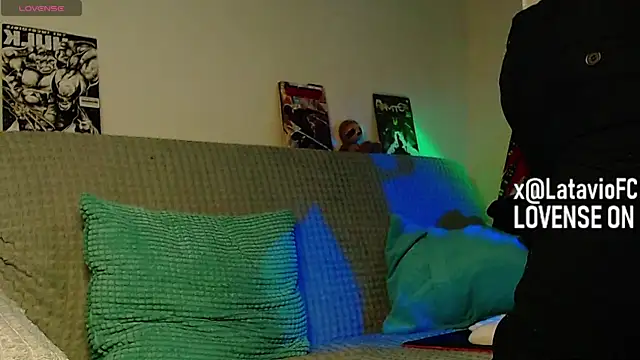 Midnighter_ webcam