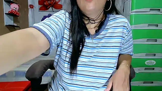 filipina_desire - Filipina_Desire's free webcam - UK Sex Cams