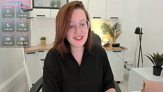 Charmy_Gracy live sex cam