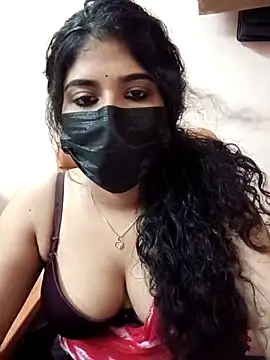 Webcam Model (Sunitha28) is live