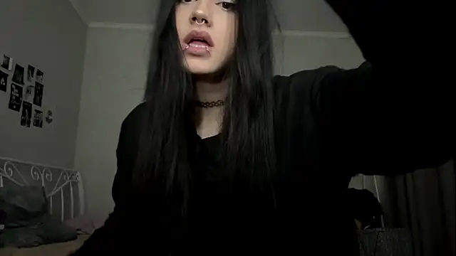 LouisePavlides webcam