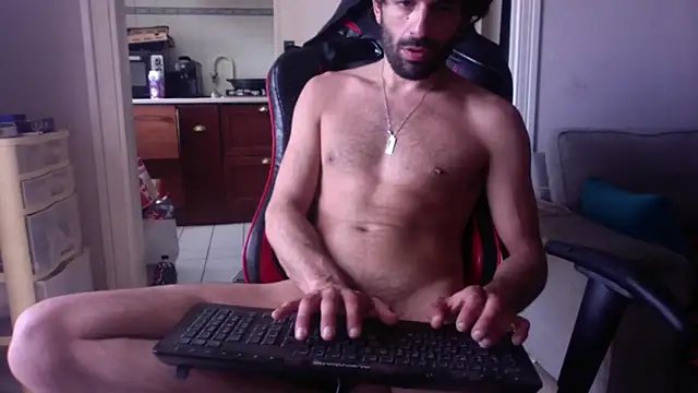 Liroow Live Webcam on Stripchat