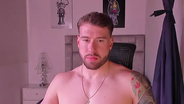 paul_rogerr webcam
