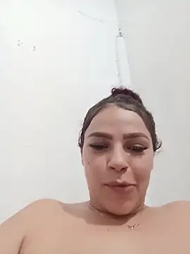 Mommy-Hot webcam