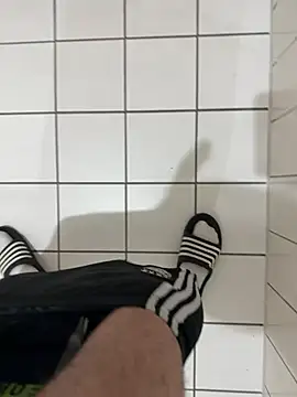 Hornybigdicksxd webcam