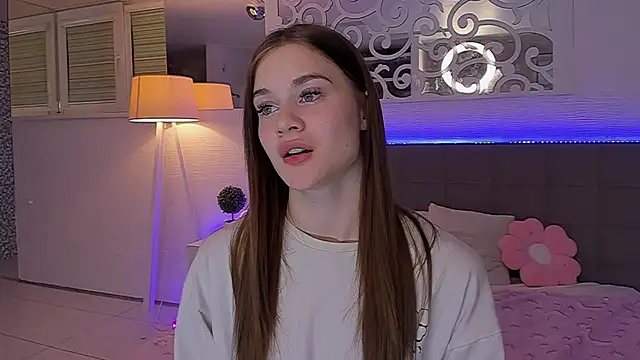 LuisaClover webcam
