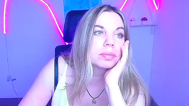 Amanda_Swannn webcam
