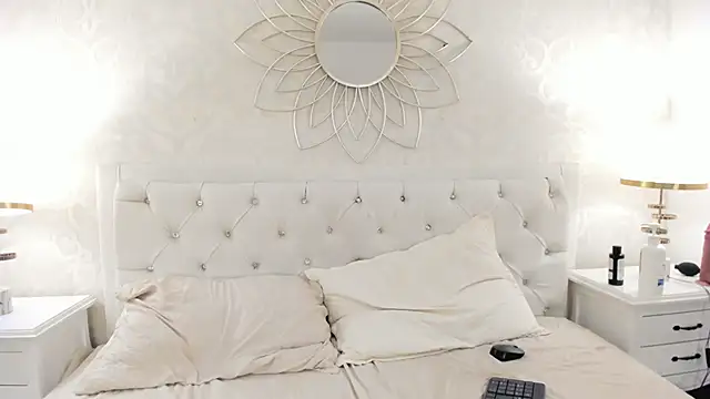 Julietta___ webcam