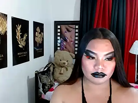 TSbrianaHugeCock webcam