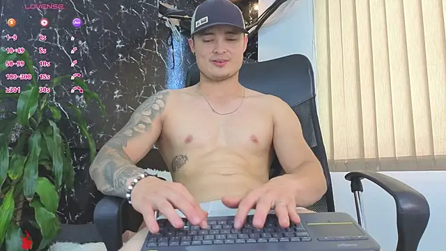 Alexander_ferre webcam