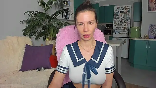 ChristinaGlory webcam