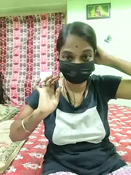 Tamil_Ishu webcam