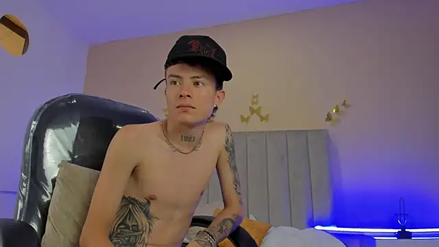 Nascary_Fox webcam