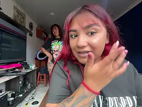 lucyheart_8 webcam