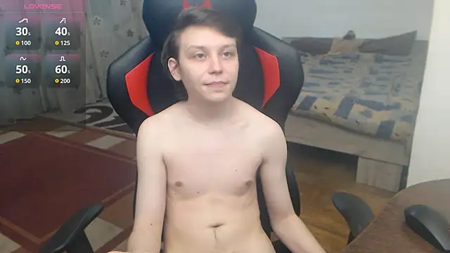 hugkydo live sex cam