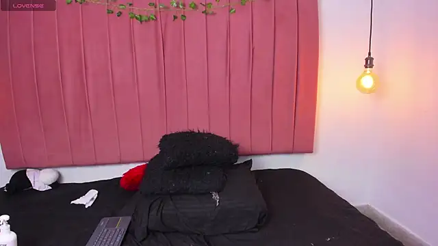 ana_foxi webcam