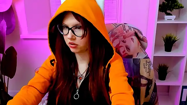 CarolGiggly webcam