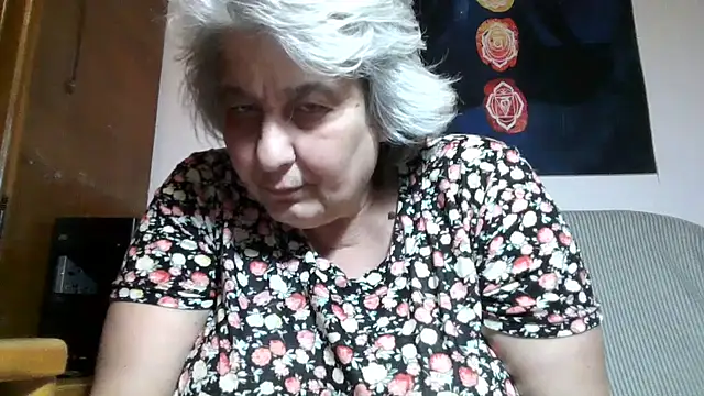 ExquisiteMature webcam