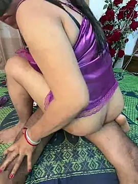 Thithi_Hot_Couple webcam