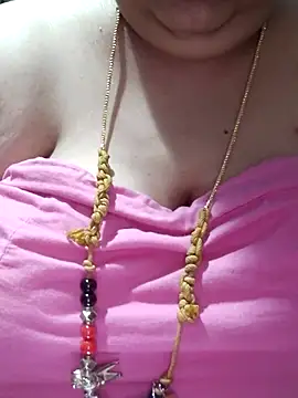 tamilthanushri webcam