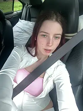 DanielleBabe webcam