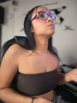 Isabella-Teen webcam