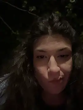 ScarletBloom_ webcam