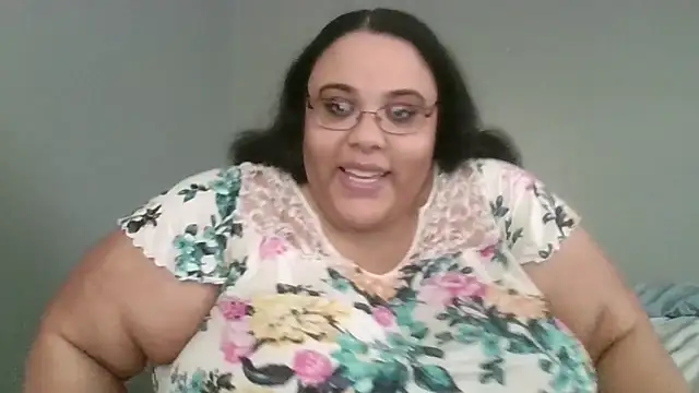 SexyBBW10790 webcam