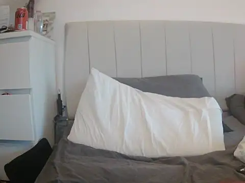 theblondecocklover webcam