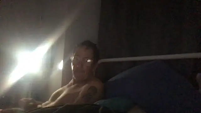 MrBombasticxxx webcam