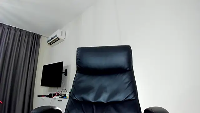 Findom_guy webcam