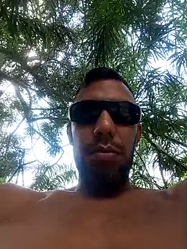 UnreadyChutzpa webcam